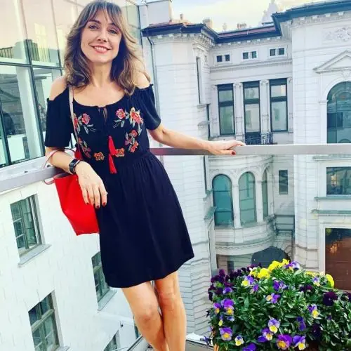 schuchternrose image 0