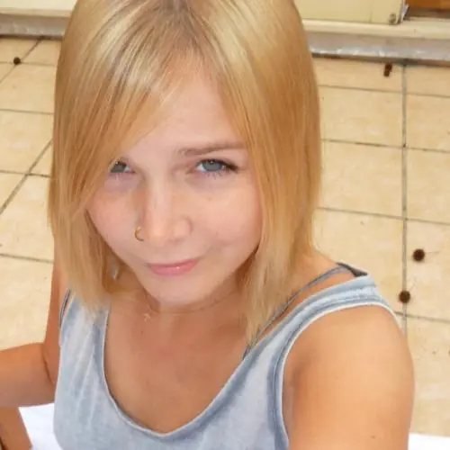 eeemmiie image 0